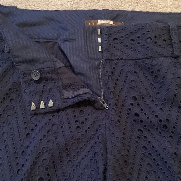 The Limited Navy Blue Capri Pants - Picture 3 of 4